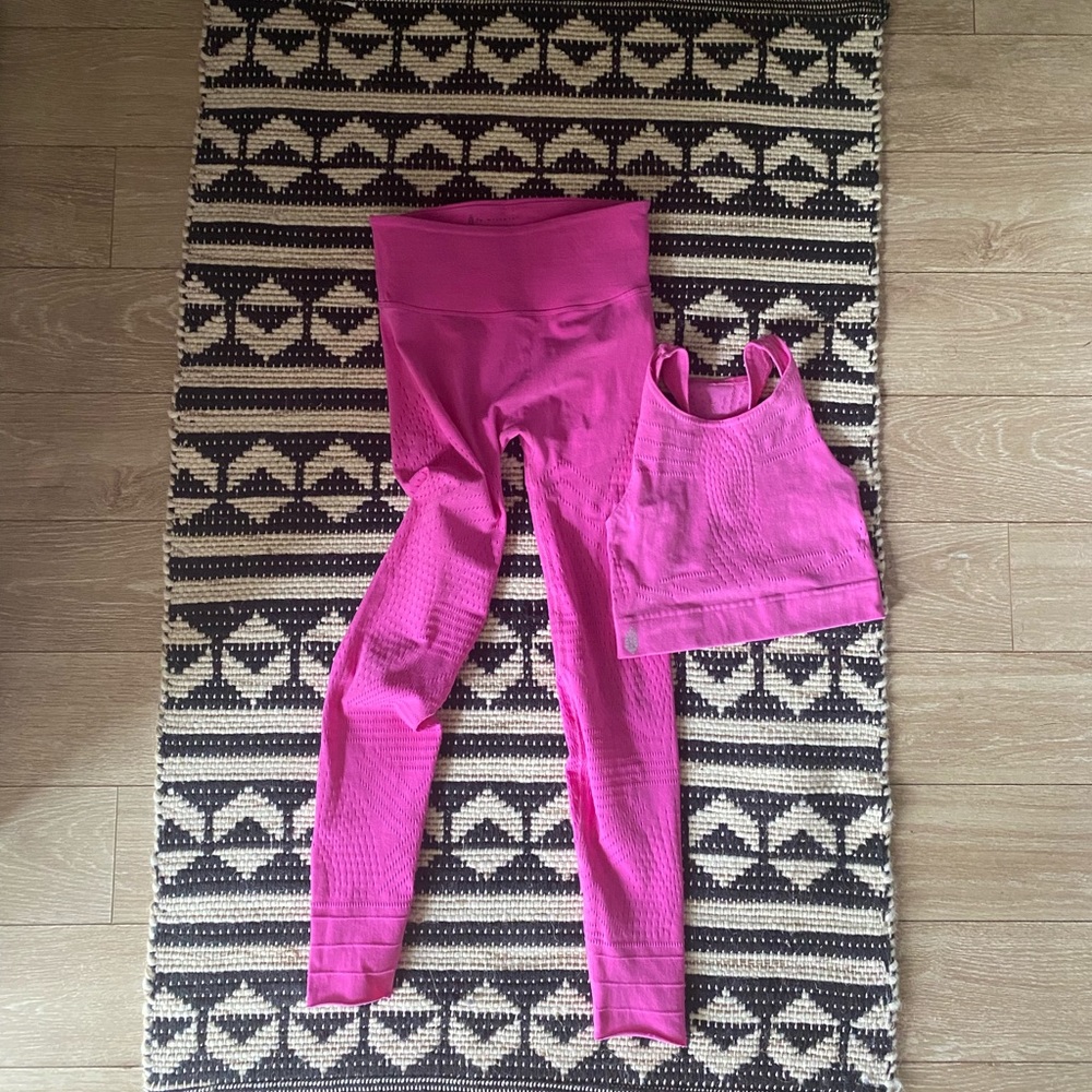 Free people movement set